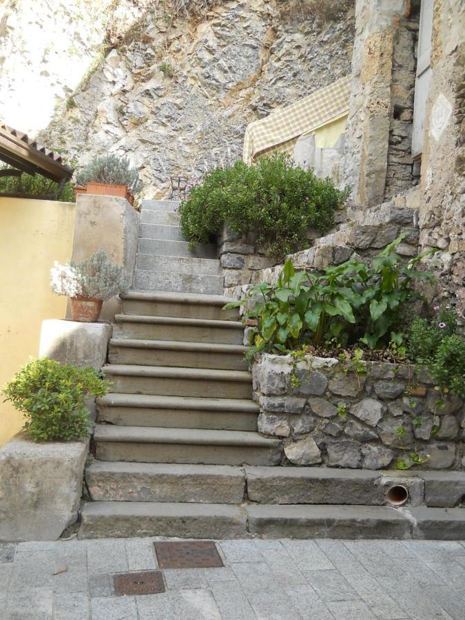 Appartamento Al Ponte Marone Exterior foto